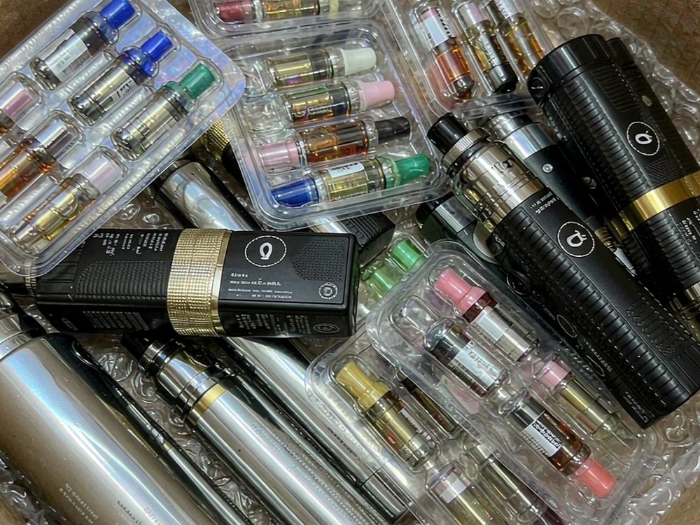 Comparison of Nicotine tanks Suppliers — with fast shipping