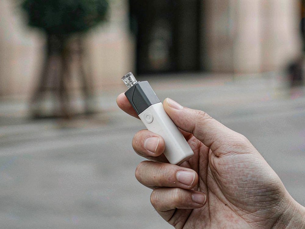 FAQ on Nicotine accessories — no minimum MOQ
