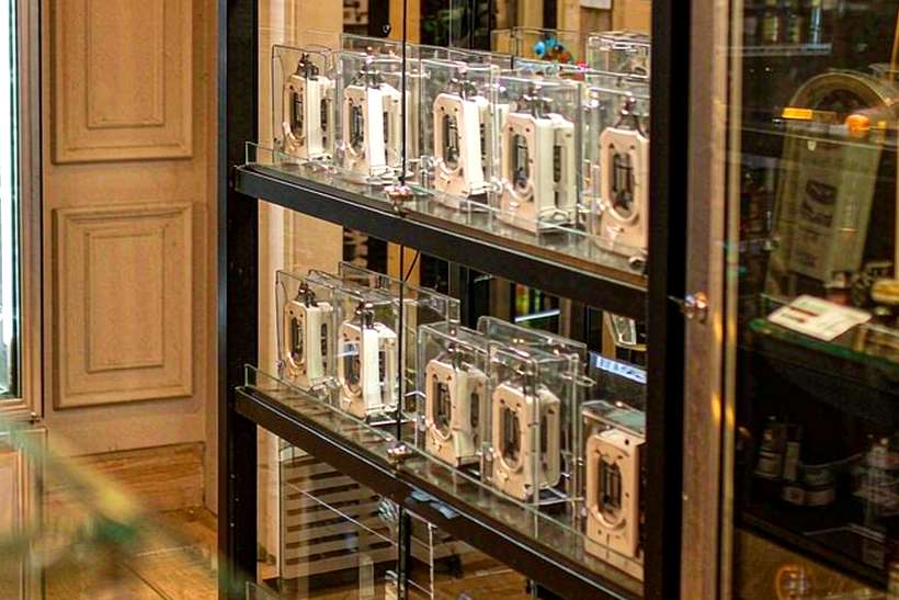 Glossary of Nicotine e-liquid — container load