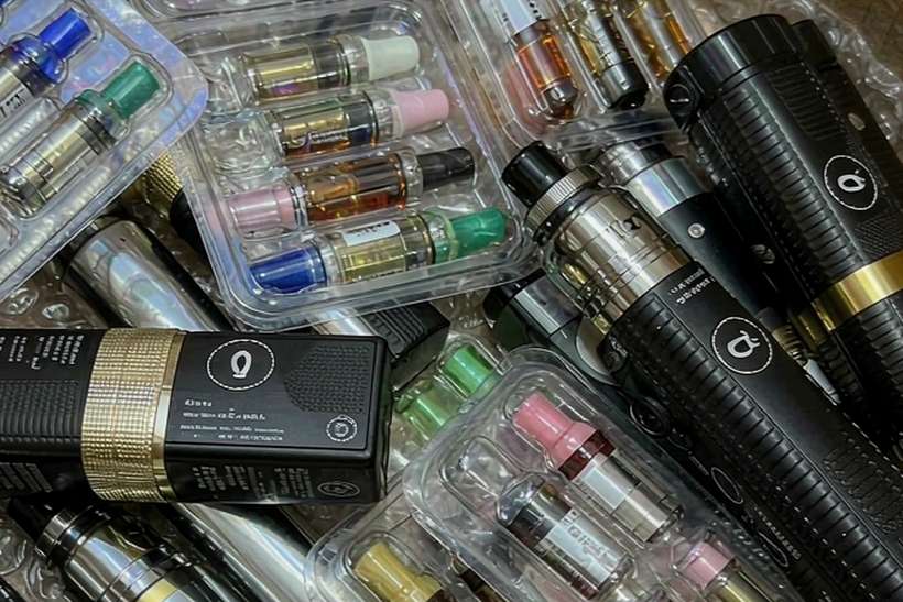 Glossary of Nicotine hardware — Autumn stock