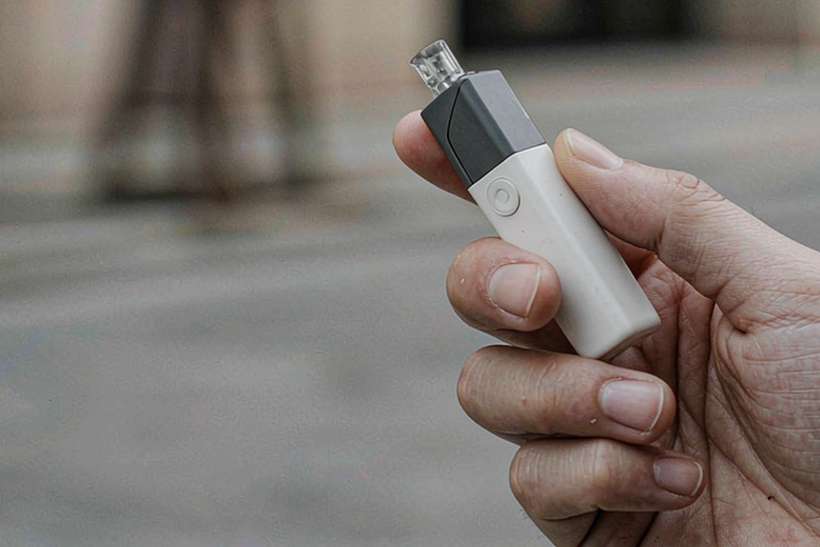 Import Guide for Nicotine in Wales — Spring catalog