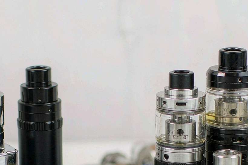 Market Overview of Nicotine accessories — Middle East