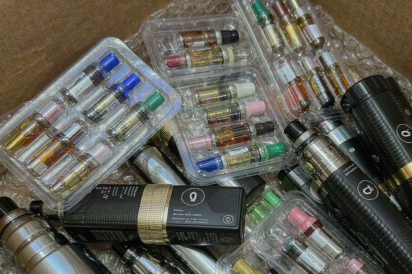 Market Overview of Nicotine disposables — small parcel