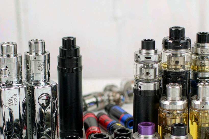 Market Overview of Nicotine pods — small parcel