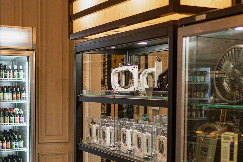 Market Overview of Nicotine tanks — Spring catalog