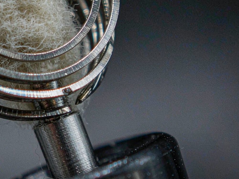 MOQ and Lead Time for Nicotine e-liquid — premium tier