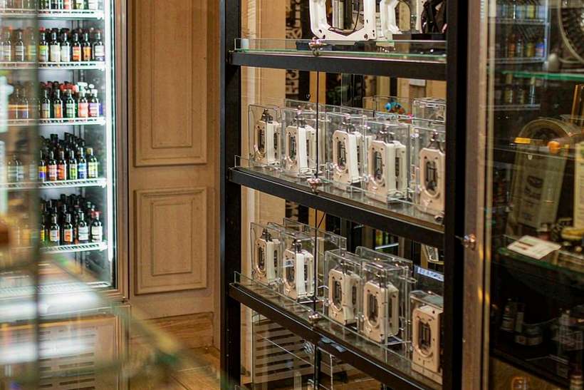MOQ and Lead Time for Nicotine hardware — Autumn stock