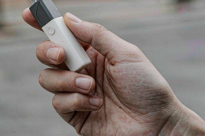 OEM and ODM Options for Nicotine accessories — bulk case