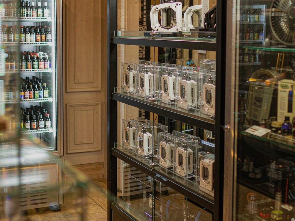 Regional Review of Nicotine hardware — no minimum MOQ