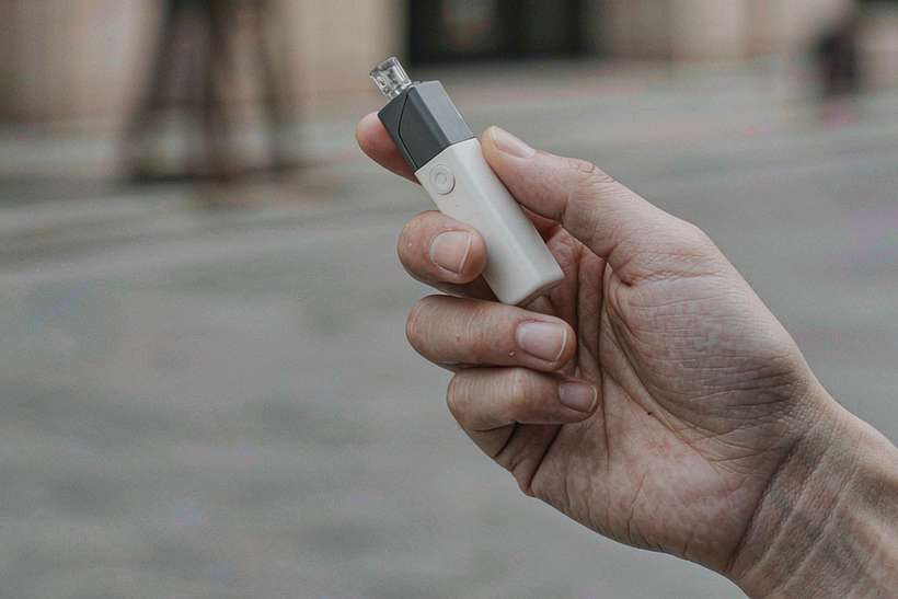 Sourcing Report on Nicotine disposables — container load