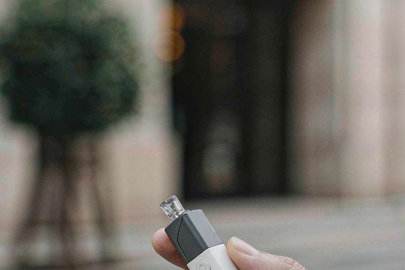 Warehouse Options for Nicotine e-liquid — Autumn stock
